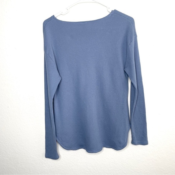 Lulu B Blue Waffle Knit Long Sleeve Top With Pockets - Picture 4 of 5